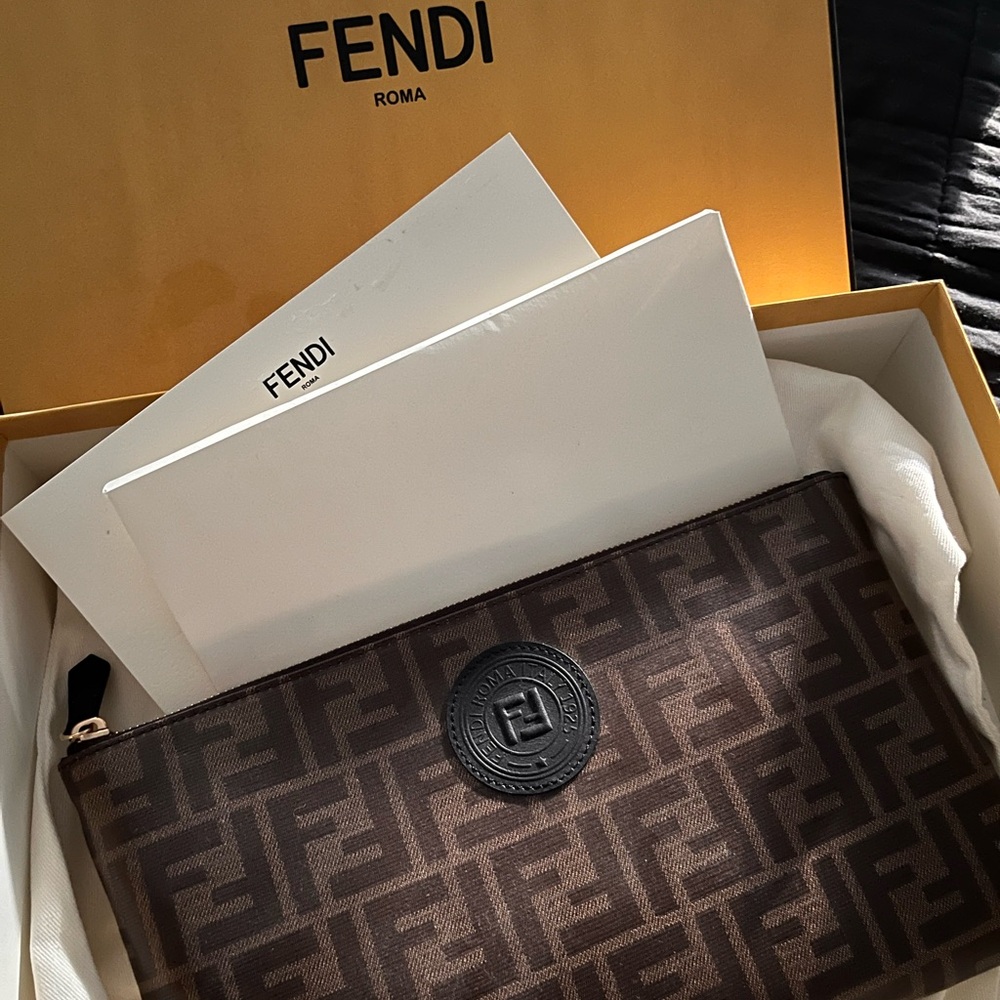 Fendi pouchbag